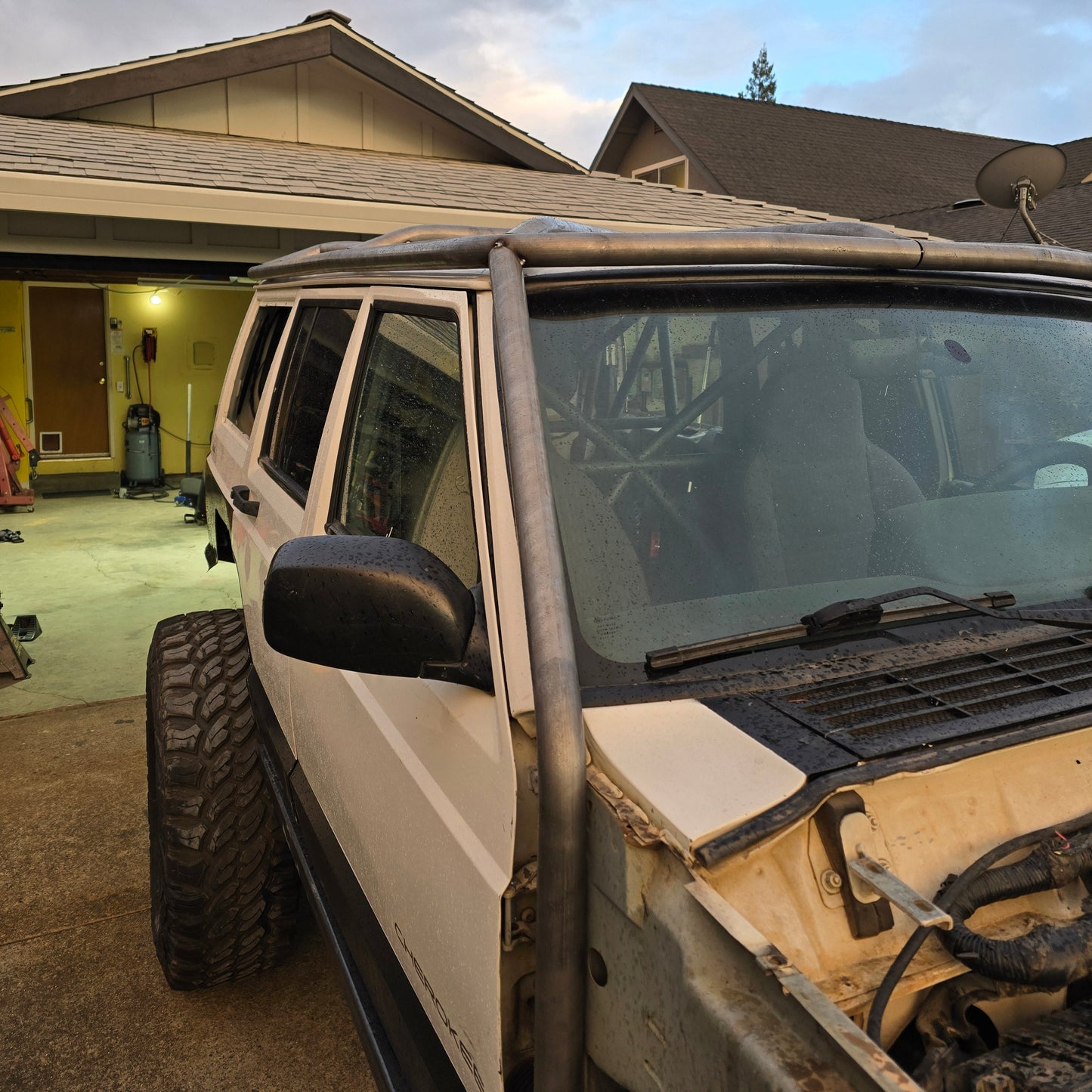 84-01 Jeep Cherokee XJ Hybrid Roll Cage - **PRE-ORDER SALE - May 2025**